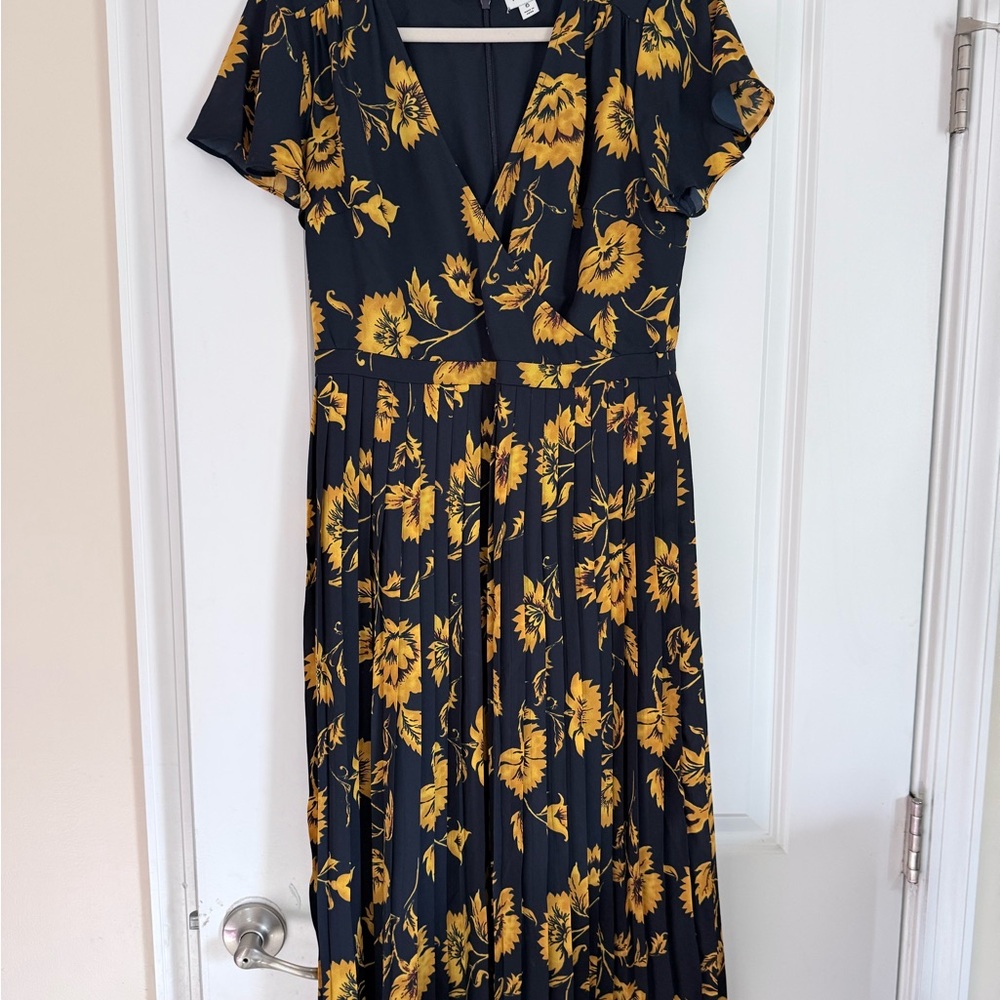 Jcrew Floral V-Neck Maxi Dress - Navy and Yellow EUC 6
